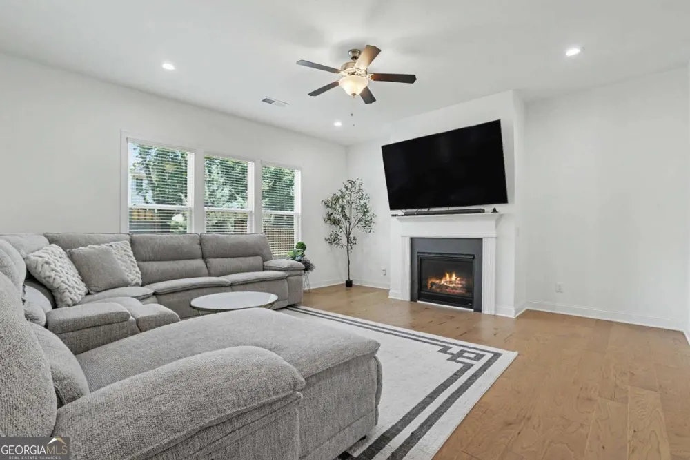 2812 Girard LN Duluth, GA 30097