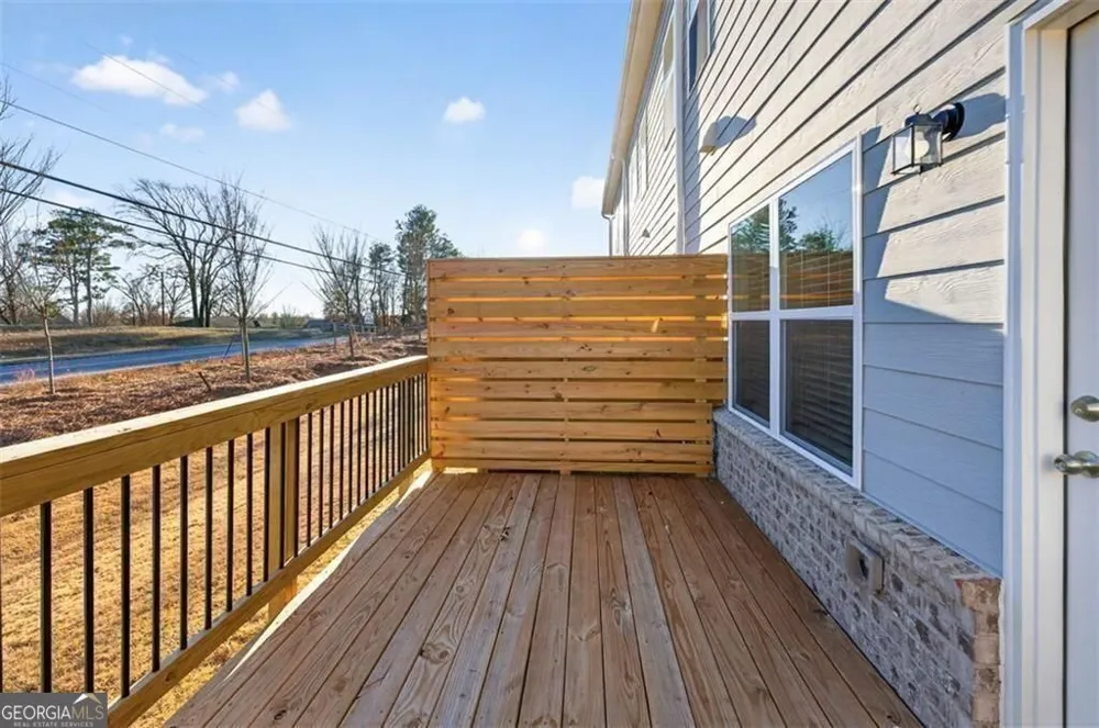 42 Jacobs Farm LN Lawrenceville, GA 30045