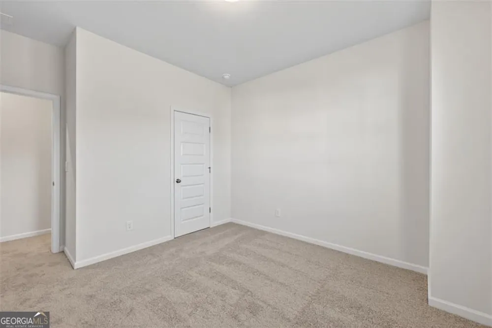 42 Jacobs Farm LN Lawrenceville, GA 30045