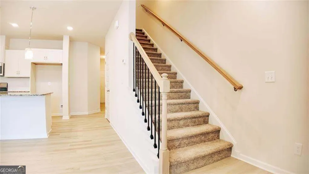 44 Jacobs Farm LN Lawrenceville, GA 30045