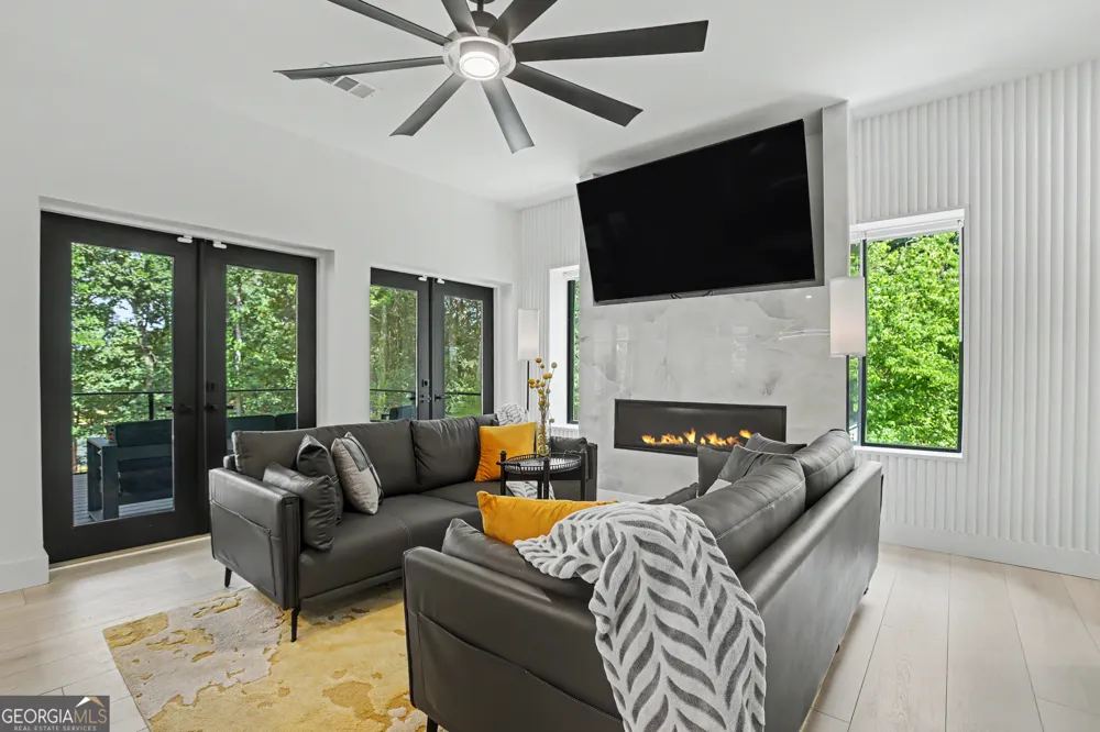 293 N Century DR Martin, GA 30557