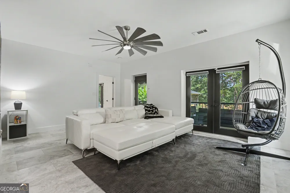 293 N Century DR Martin, GA 30557