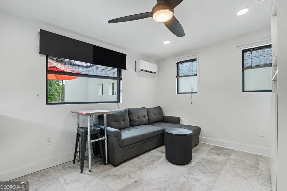 293 N Century DR Martin, GA 30557