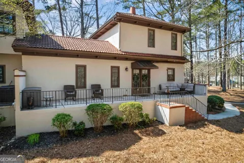 1432 Club DR