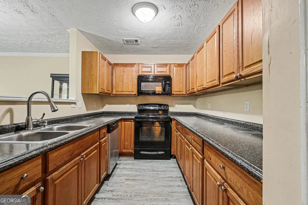 2959 Stonecrest LN Lithonia, GA 30038