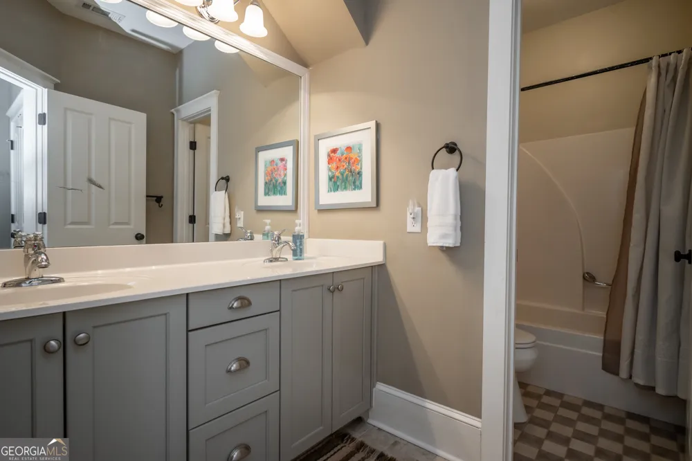 11 Chestnut Oak RUN Athens, GA 30607