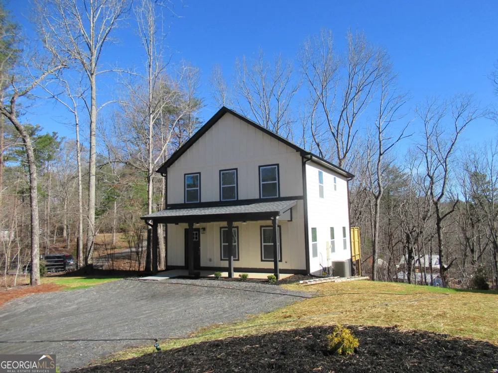 745 Old Kerns RD Dawsonville, GA 30534