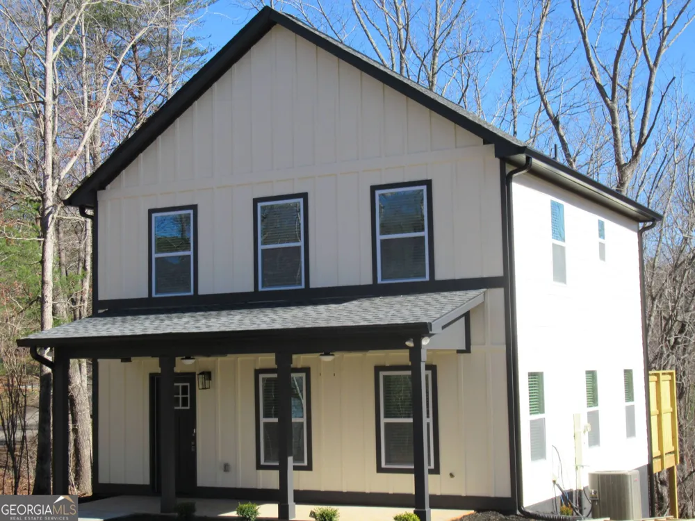 745 Old Kerns RD Dawsonville, GA 30534