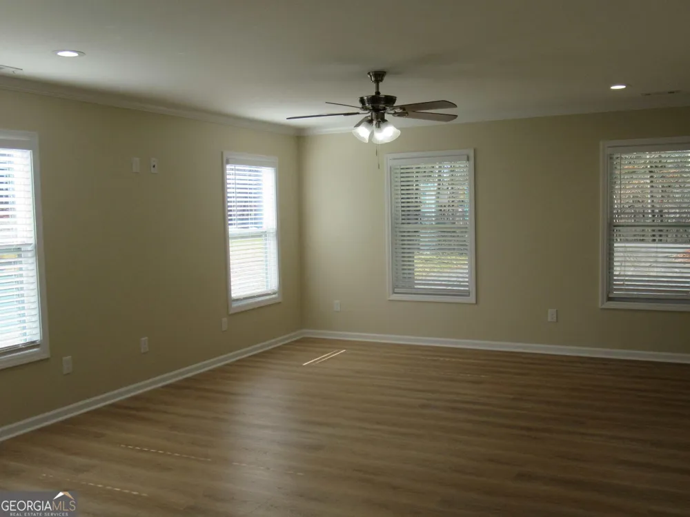 745 Old Kerns RD Dawsonville, GA 30534