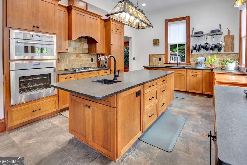 1102 Emory ST Oxford, GA 30054