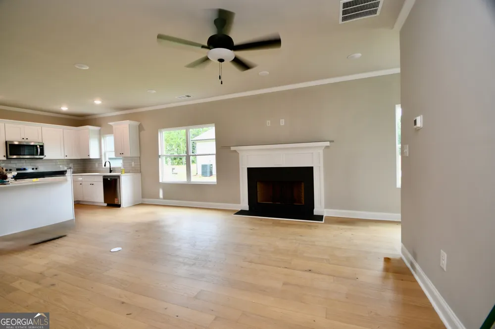 225 Timsbury DR Athens, GA 30607