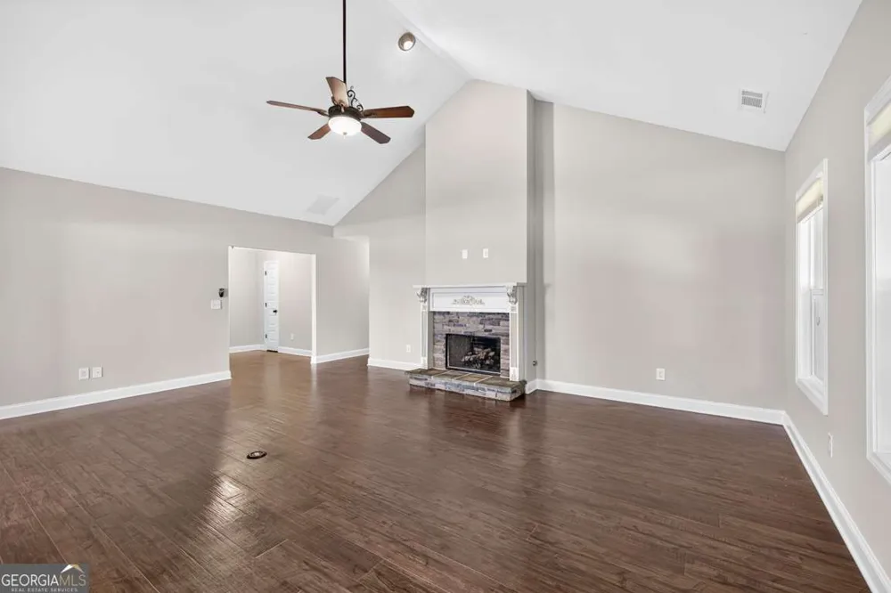 1239 Oak Springs WAY Statham, GA 30666