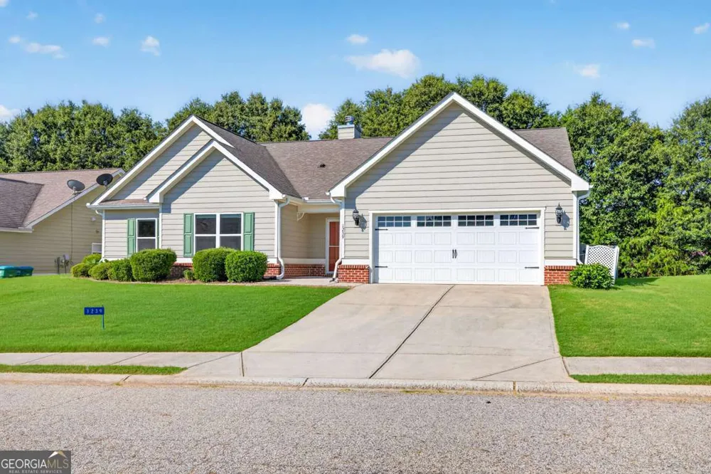 1239 Oak Springs WAY Statham, GA 30666