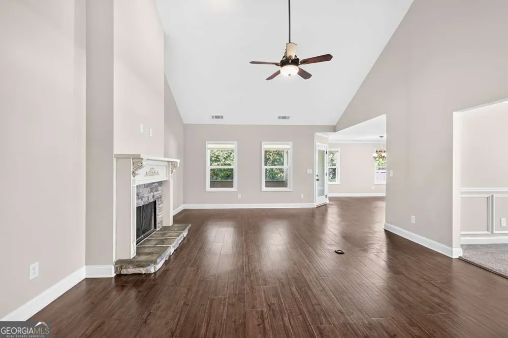 1239 Oak Springs WAY Statham, GA 30666