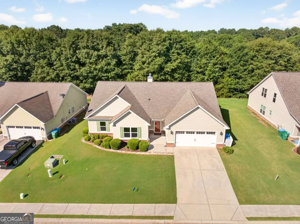 1239 Oak Springs WAY Statham, GA 30666