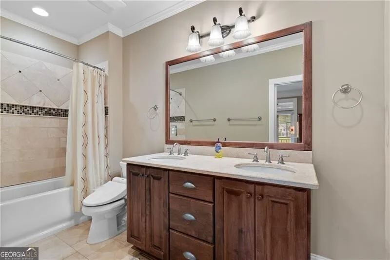 1041 Fox Chase RUN Greensboro, GA 30642