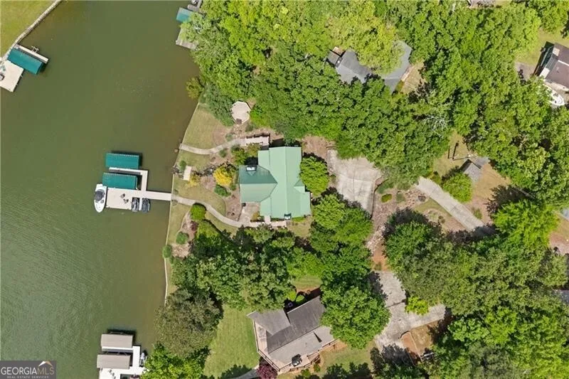 1041 Fox Chase RUN Greensboro, GA 30642
