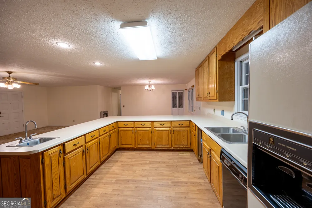 240 Bent Oak DR Cornelia, GA 30531