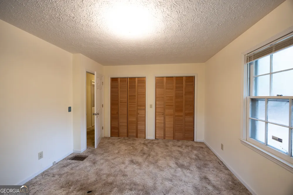 240 Bent Oak DR Cornelia, GA 30531