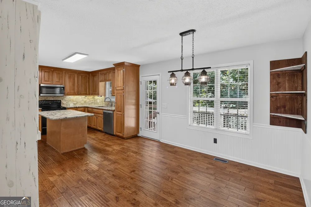 115 Nelson Ridge DR Ball Ground, GA 30107