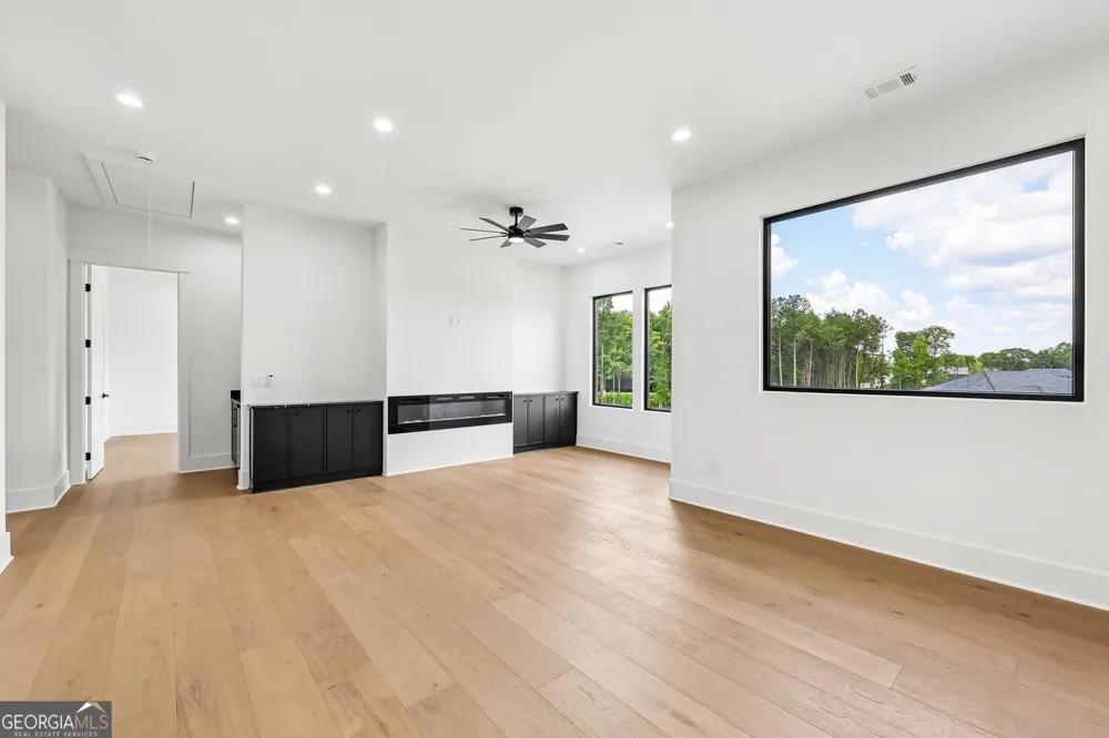 156 Rocky Ridge WAY Auburn, GA 30011