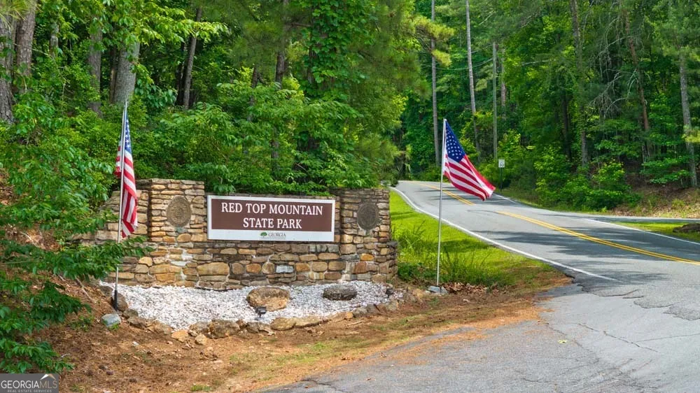 322 Dearborn DR Cartersville, GA 30120
