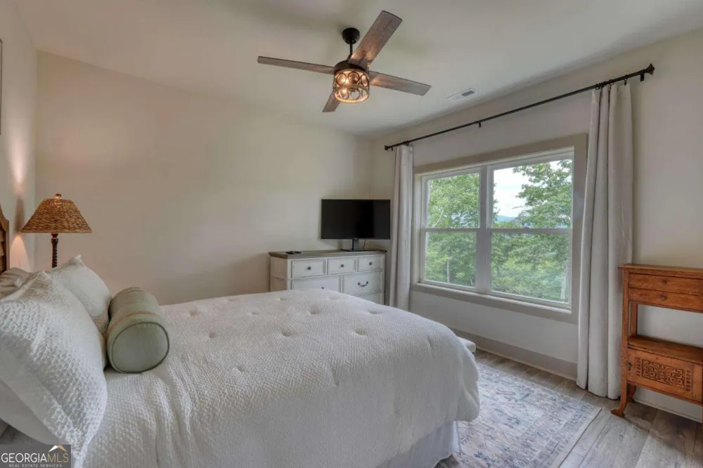 2368 Haven Heights RD Hiawassee, GA 30546