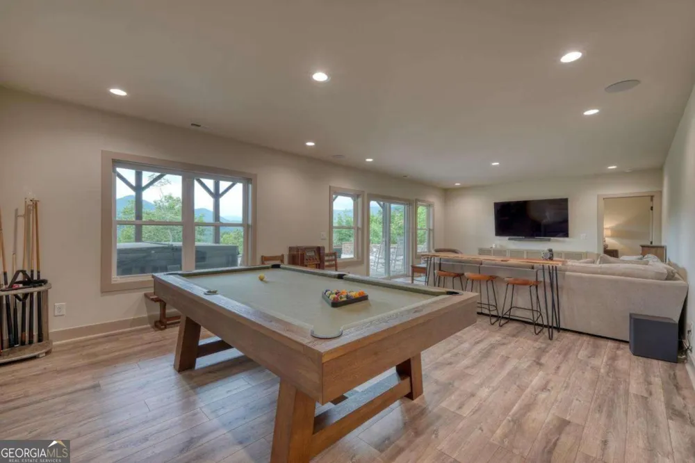 2368 Haven Heights RD Hiawassee, GA 30546