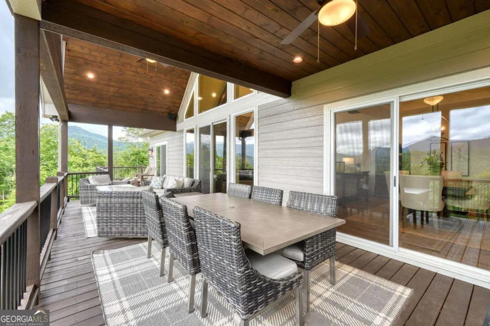 2368 Haven Heights RD Hiawassee, GA 30546