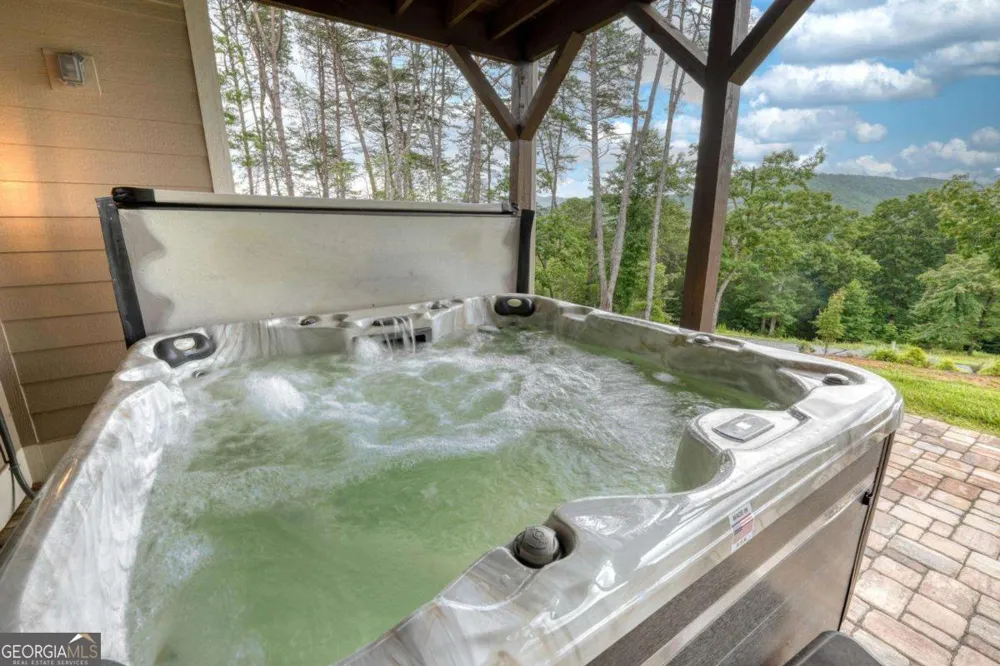 2368 Haven Heights RD Hiawassee, GA 30546