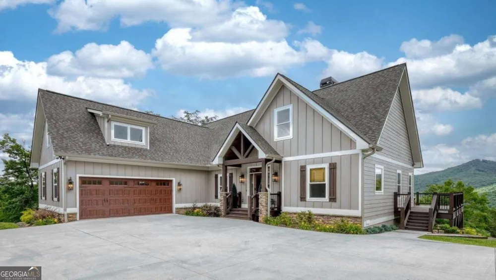 2368 Haven Heights RD Hiawassee, GA 30546