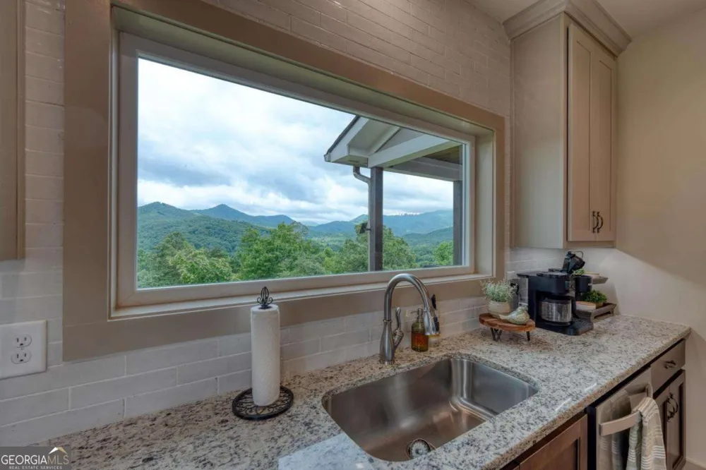 2368 Haven Heights RD Hiawassee, GA 30546