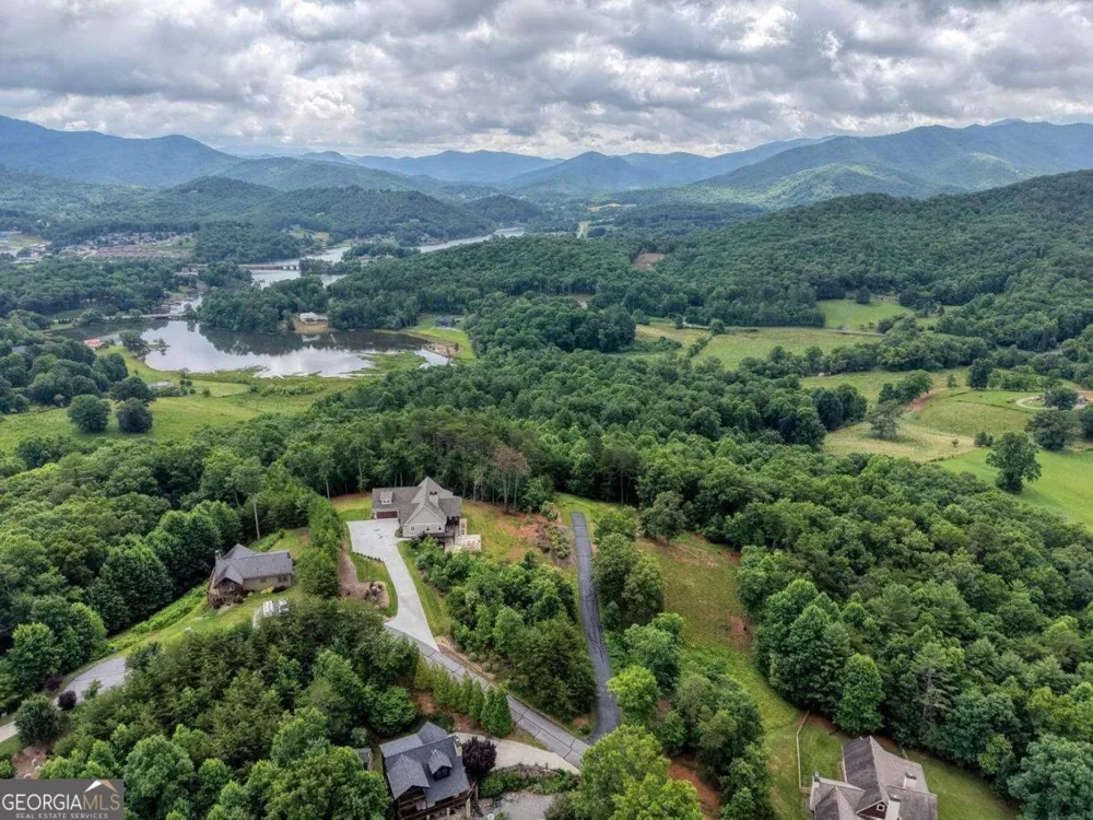2368 Haven Heights RD Hiawassee, GA 30546