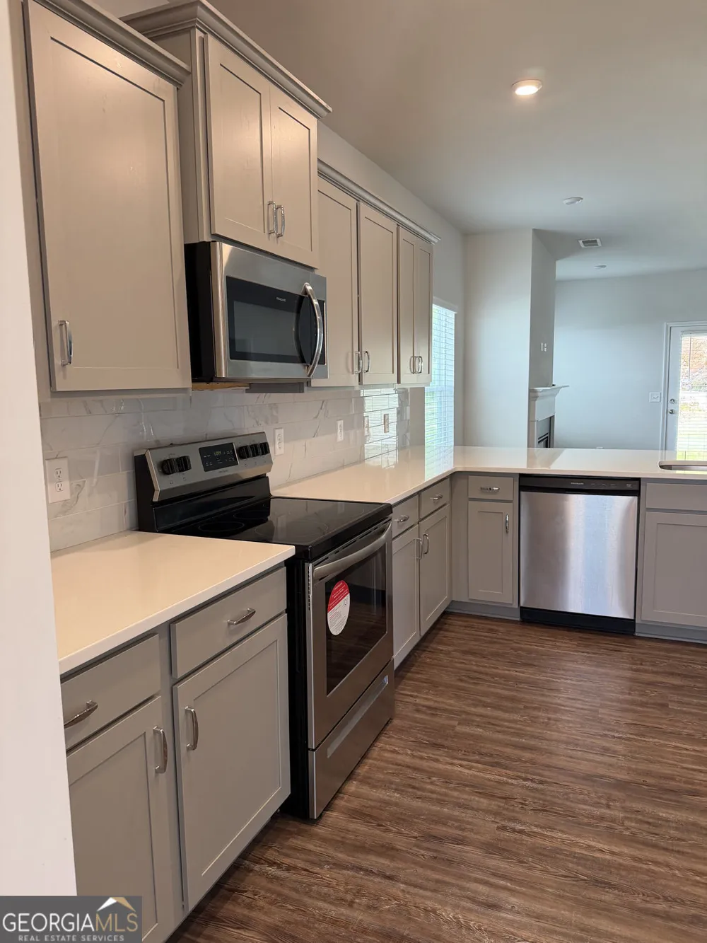 237 Sycamore DR Calhoun, GA 30701