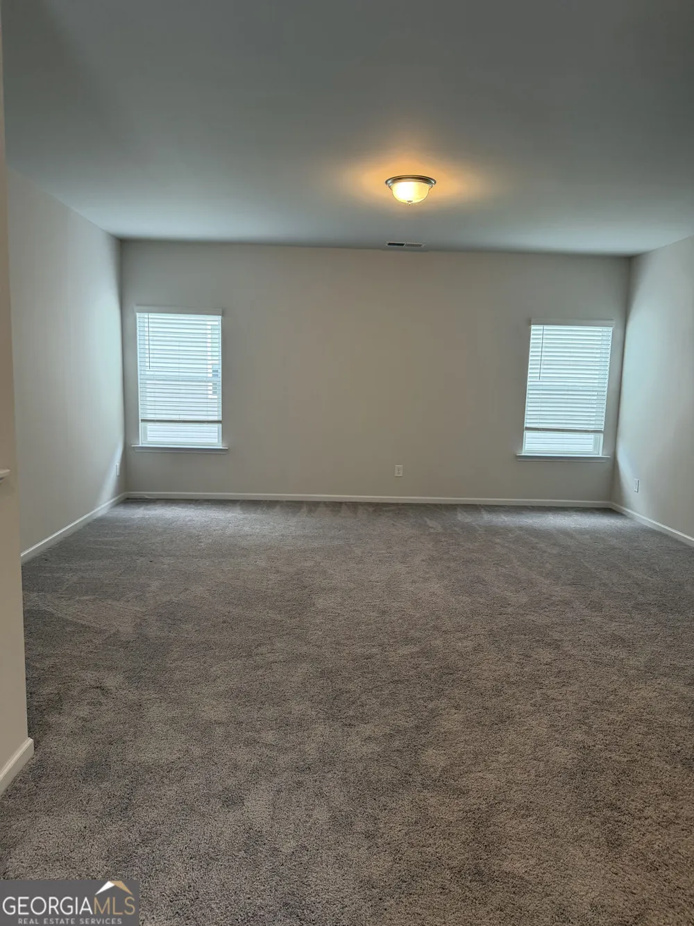 237 Sycamore DR Calhoun, GA 30701
