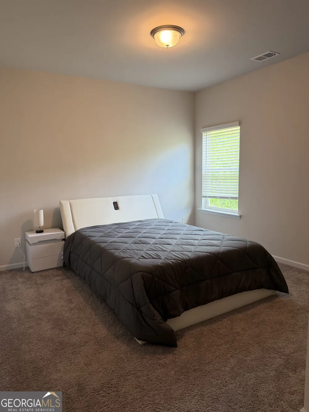 237 Sycamore DR Calhoun, GA 30701