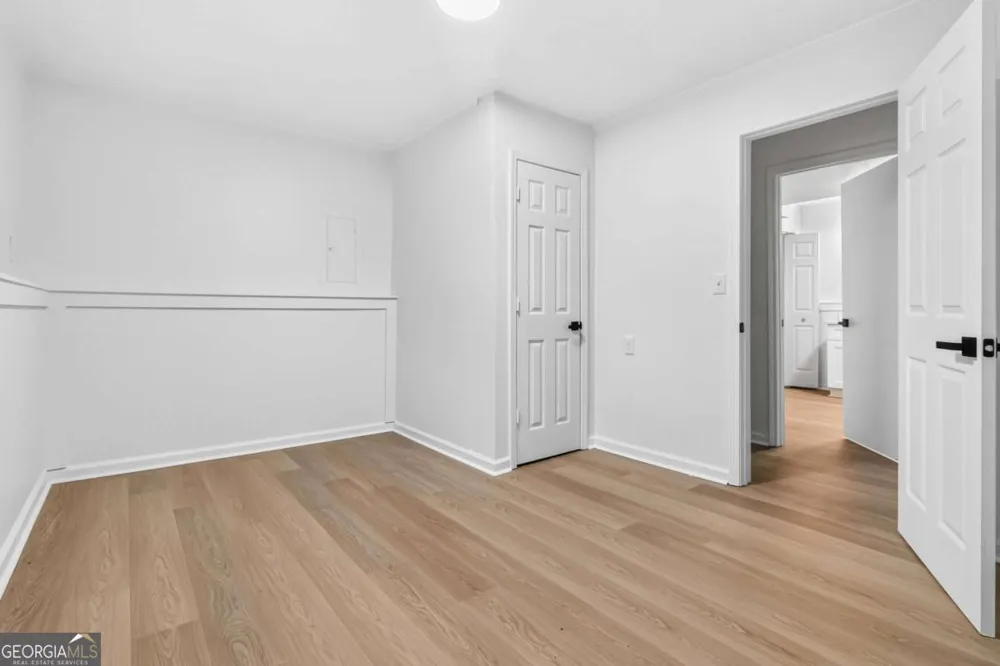 3292 Mixon WAY Stone Mountain, GA 30087