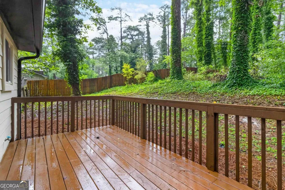 3292 Mixon WAY Stone Mountain, GA 30087