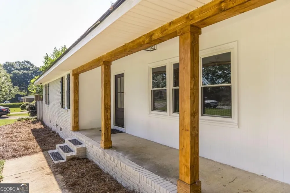 112 Conley DR Bonaire, GA 31005
