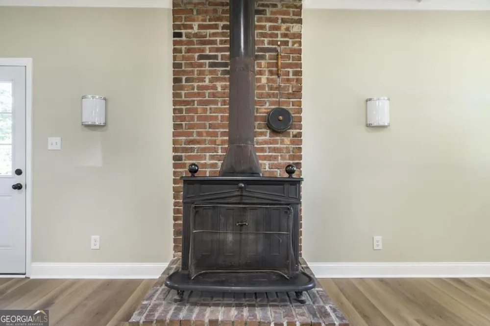 112 Conley DR Bonaire, GA 31005