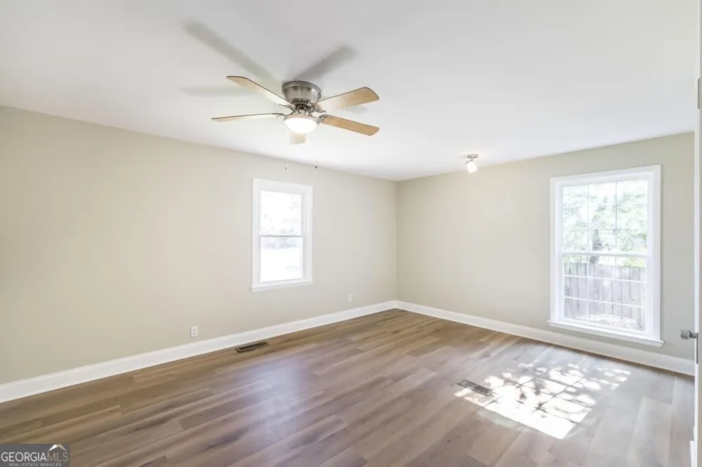 112 Conley DR Bonaire, GA 31005