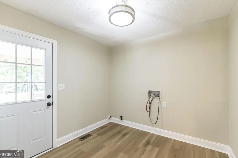 112 Conley DR Bonaire, GA 31005