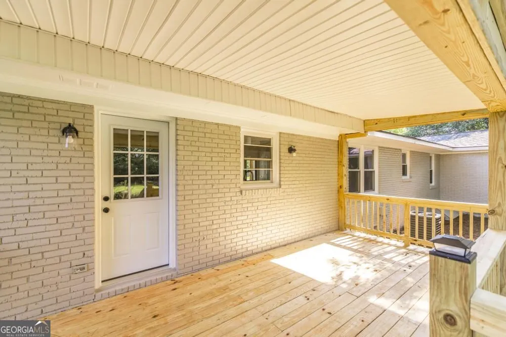 112 Conley DR Bonaire, GA 31005