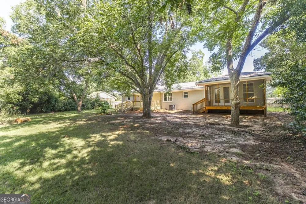 112 Conley DR Bonaire, GA 31005