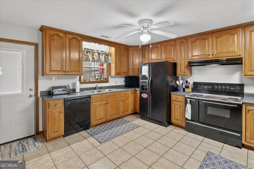 241 Waters Station RD Sylvania, GA 30467
