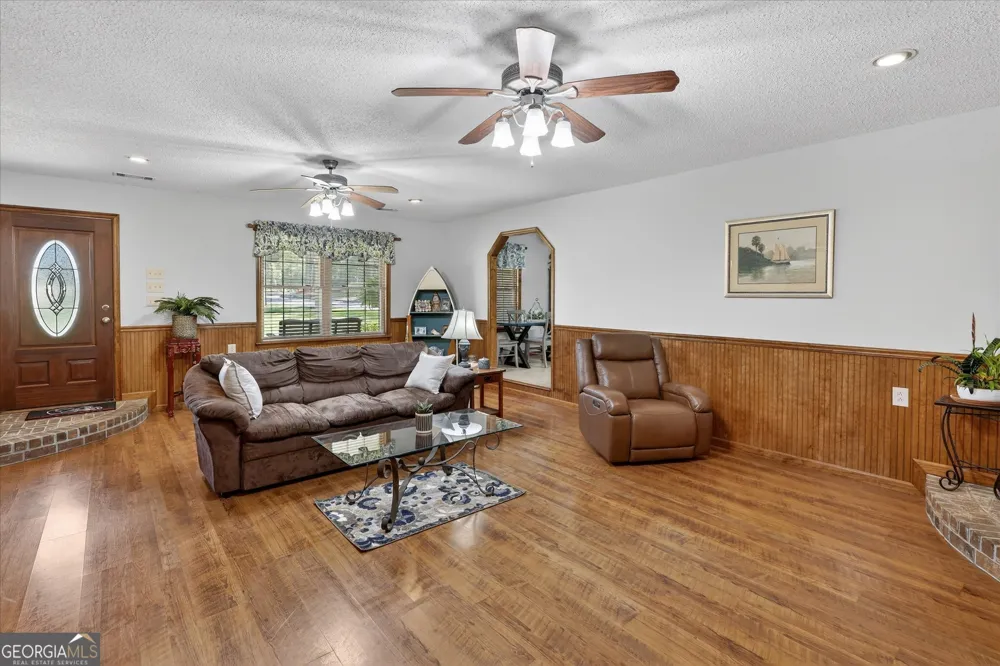 241 Waters Station RD Sylvania, GA 30467