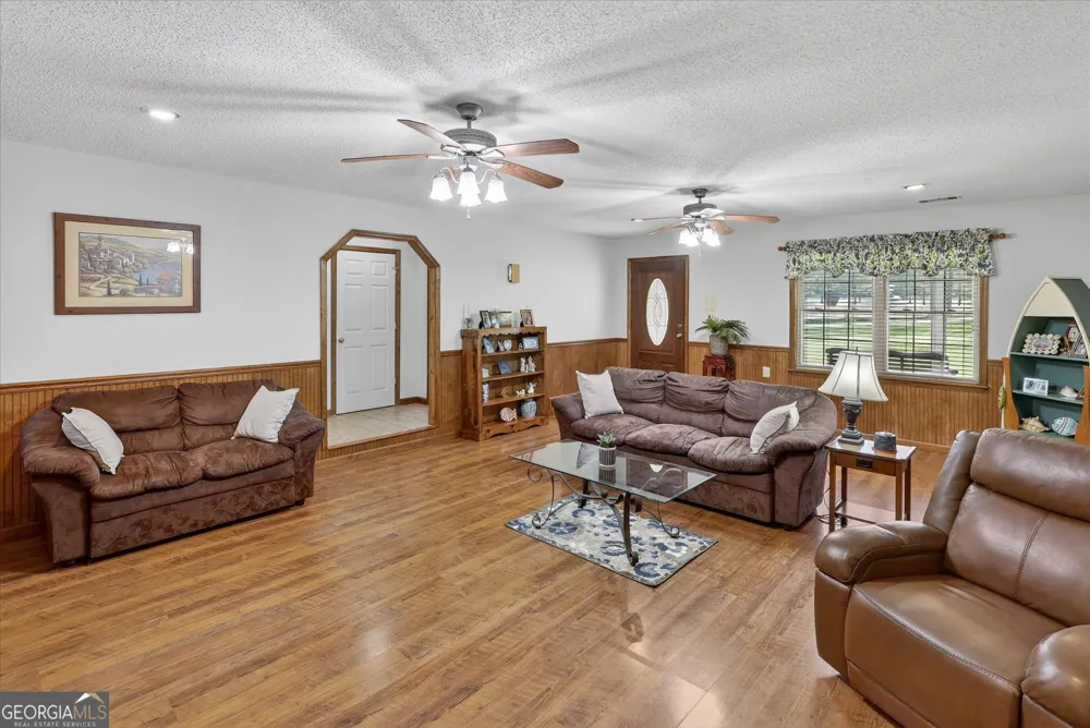 241 Waters Station RD Sylvania, GA 30467
