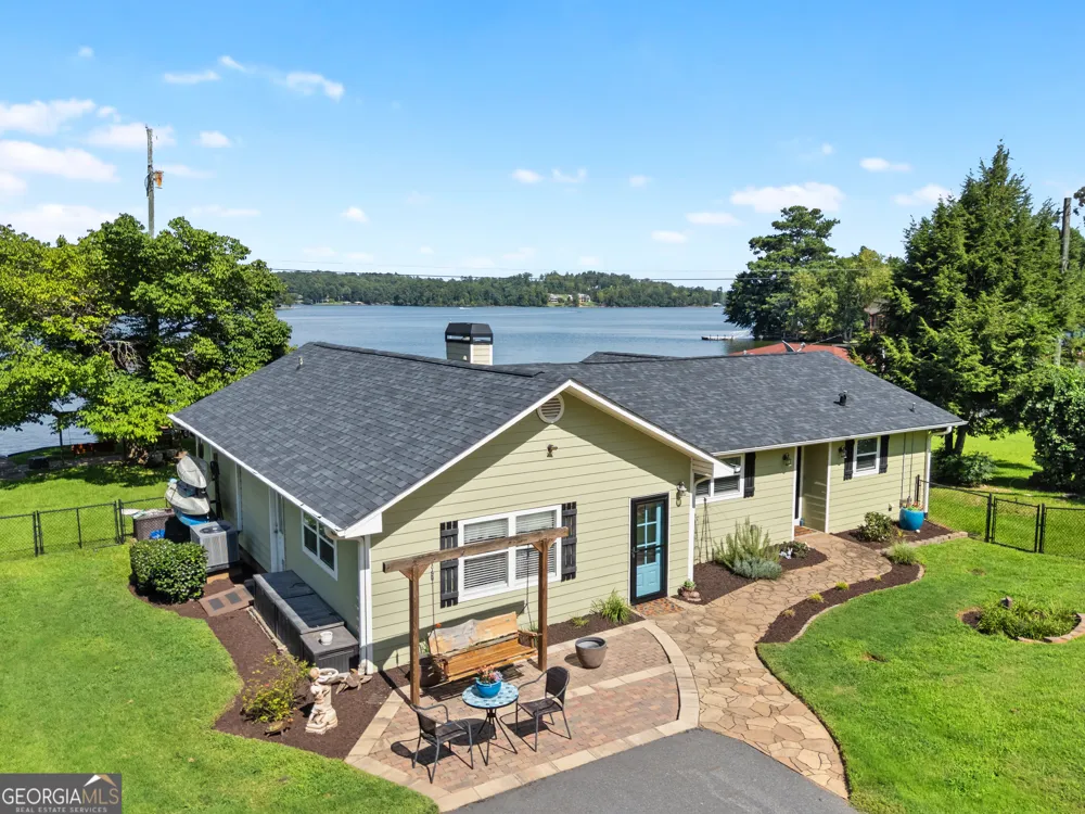 276 Roberts Point RD Jackson, GA 30233