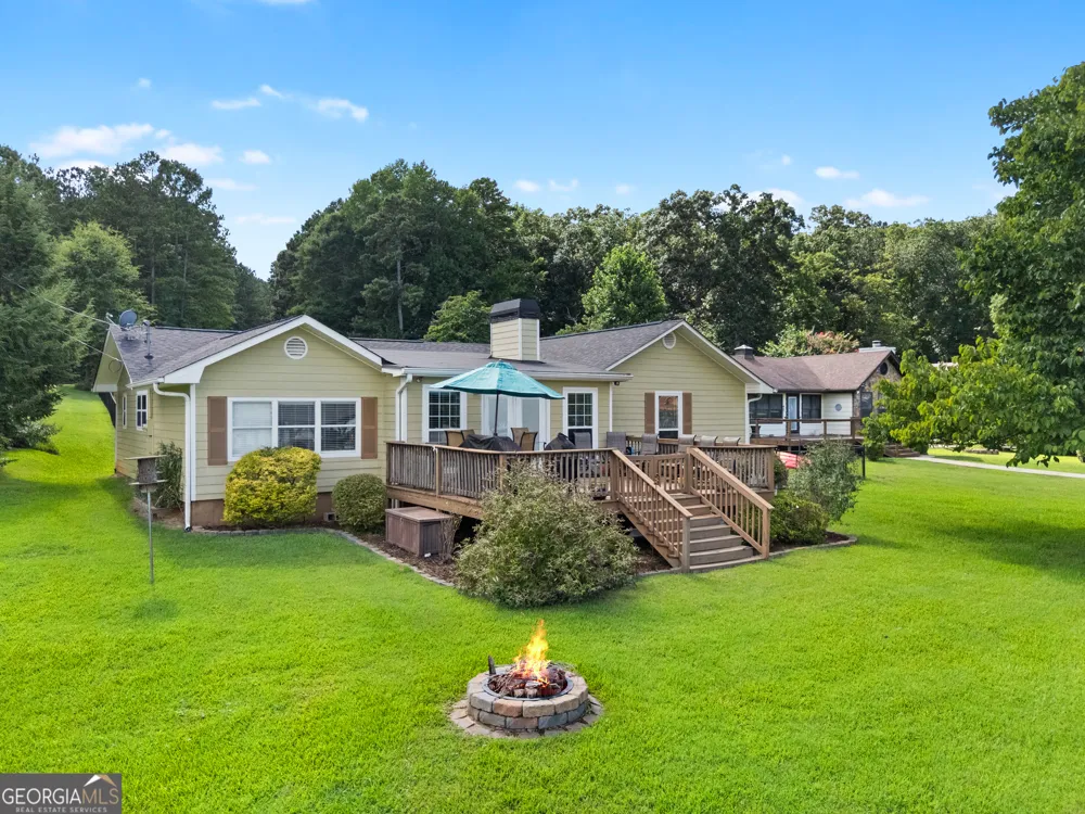 276 Roberts Point RD Jackson, GA 30233