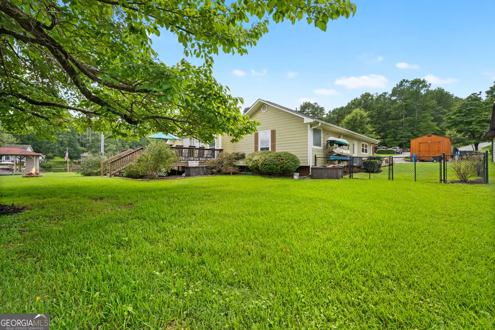 276 Roberts Point RD Jackson, GA 30233